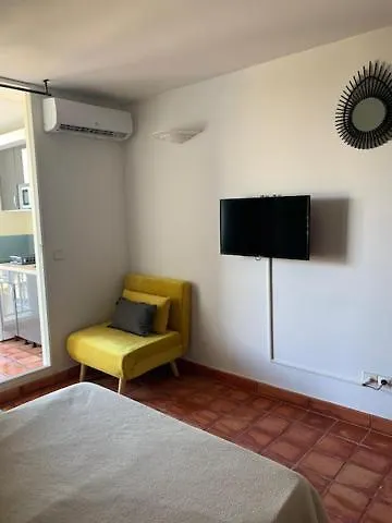 Charmant studio dans un petit coin de paradis Trinité  0*, Trinité (Tartane) Martinique